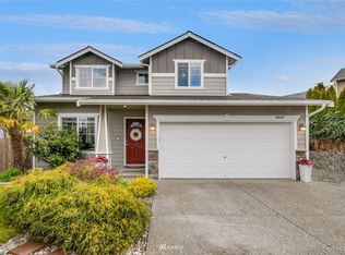 18619 10th Ave SE, Bothell, WA 98012