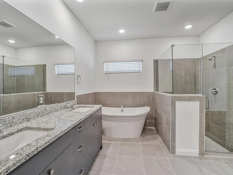 11955 Pondwood Dr — Photo 17