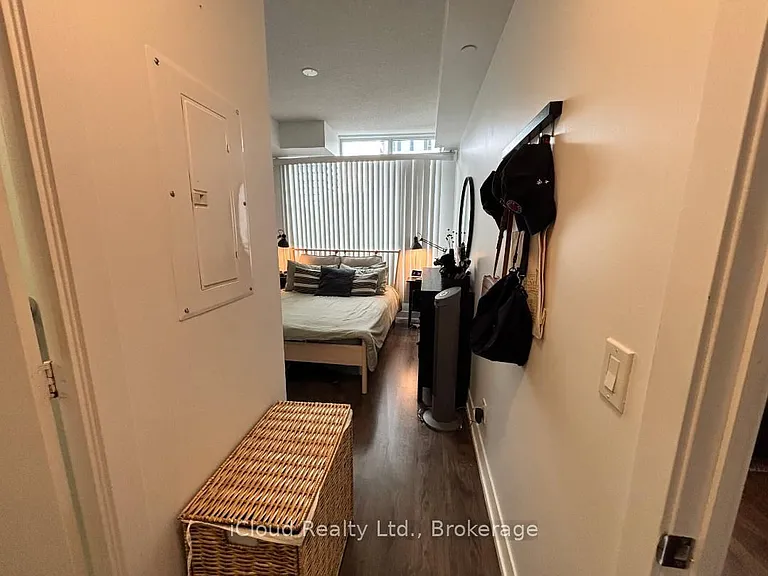 68 Merton St #410 — Photo 11