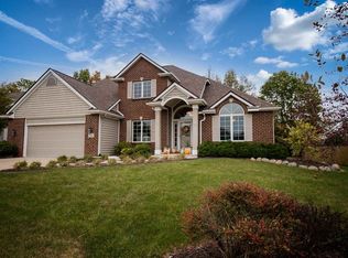 421 Deer Cliff Run, Fort Wayne, IN 46804