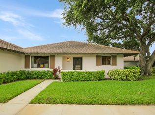 304 Club Dr, Palm Beach Gardens, FL 33418