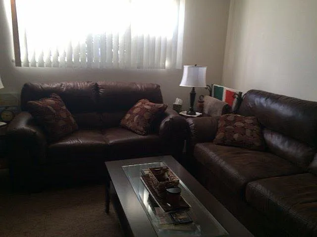 Oxford Square Apartments — Photo 5