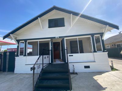 1711 California Ave, Bakersfield, CA, 93304