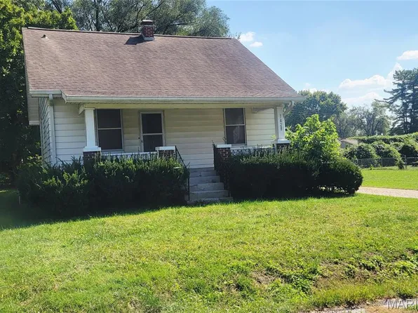 1428 1st Ave, Fairview Heights, IL 62208