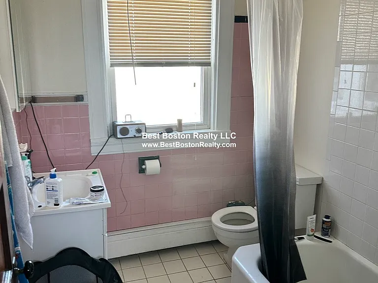 84 Walker St #3 — Photo 8