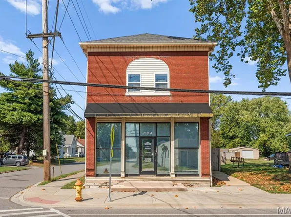 719 Centreville Ave, Belleville, IL 62220