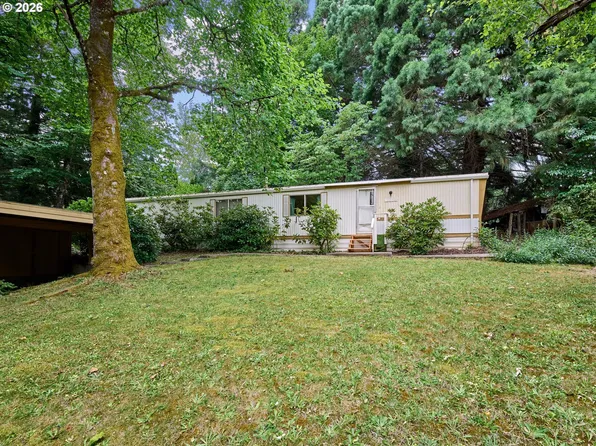 22069 Erica Dr NE, Aurora, OR 97002