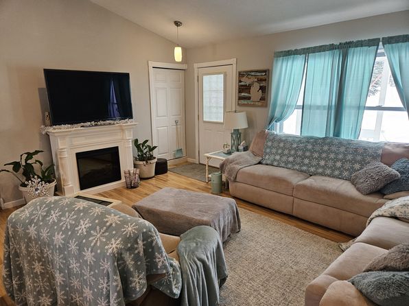 (undisclosed Address)