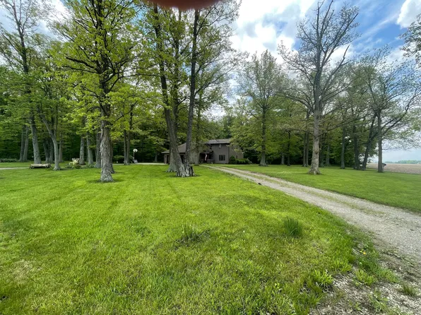 13639 Township Road 176, Jackson Center, OH 45334