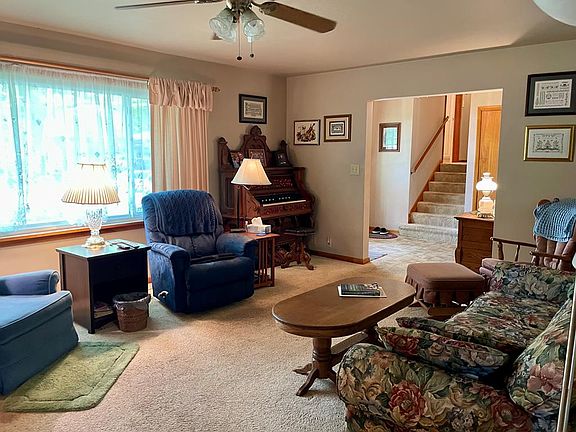 4th image of 1237 Thomas Dr