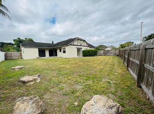 11120 Goss Ln, Boca Raton, FL 33428