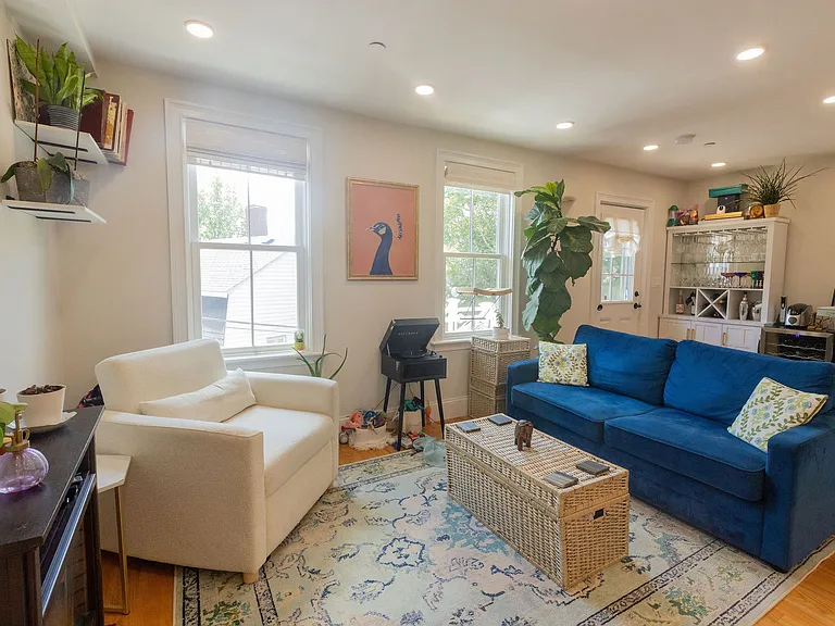 79 White St #2 — Photo 4
