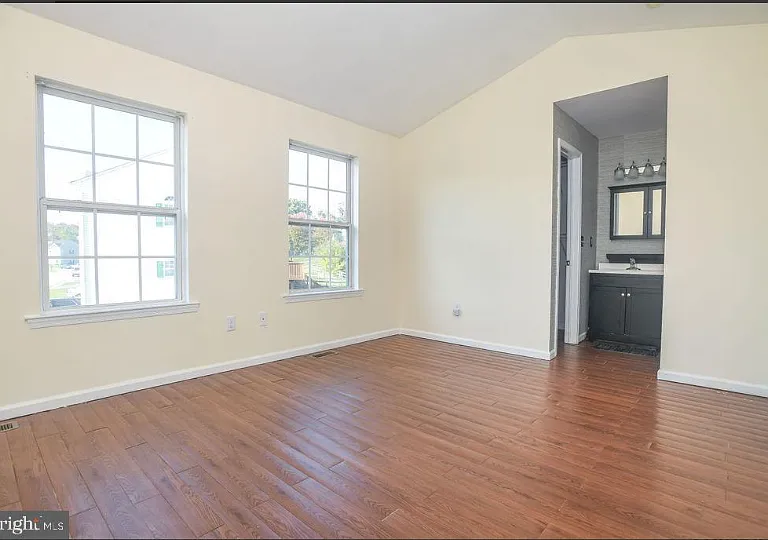 18 Alexis Dr — Photo 7