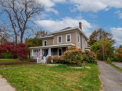 35 E Main St, Clifton Springs, NY, 14432