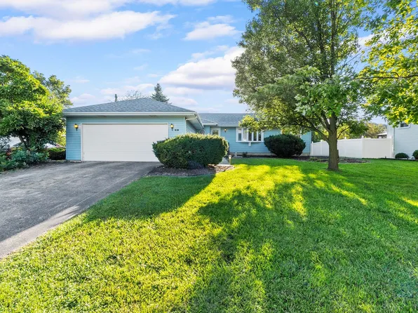 1802 Maserati Dr, Joliet, IL 60435