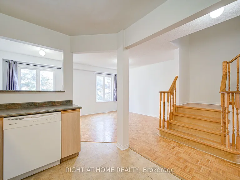 120 Railroad St #9 — Photo 13