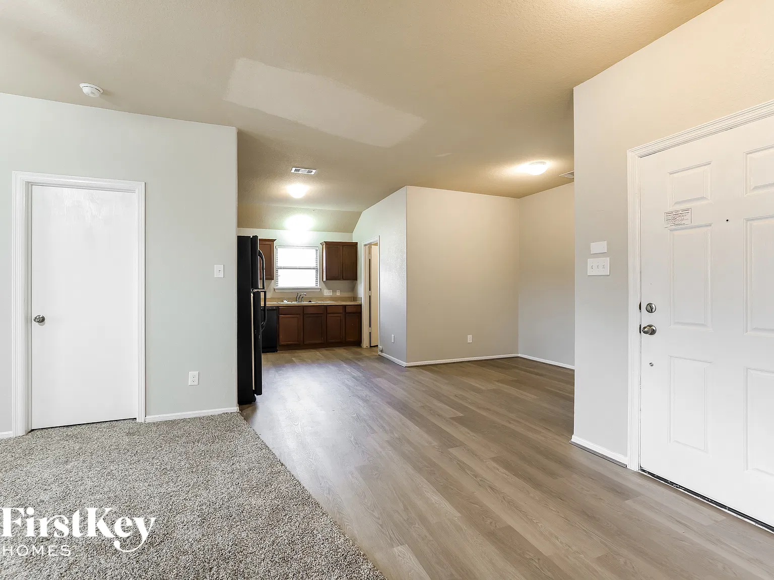 4 bed, 2.0 bath, 1440 sqft, $1,855 — Photo 3