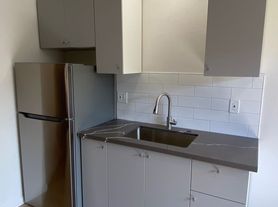 152 Smalley Ave, Hayward, CA