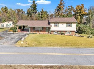 1083 Fairplains Rd, North Wilkesboro, NC 28659