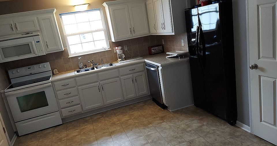 New cabinet color 