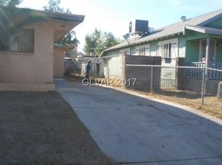 218 S 11th St, Las Vegas, NV 89101