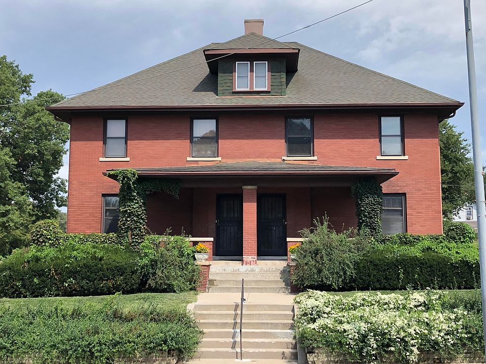1st image of 1022 Arbor St
