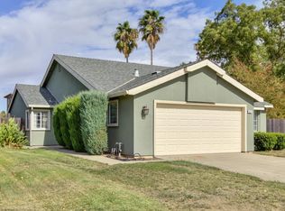 841 Hunters Creek Dr, Sacramento, CA 95838