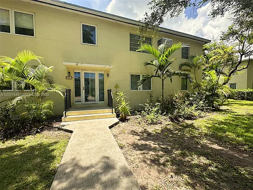 7734 SW 55th Ave #B Photo 1 7734 SW 55th Ave #B Photo 1