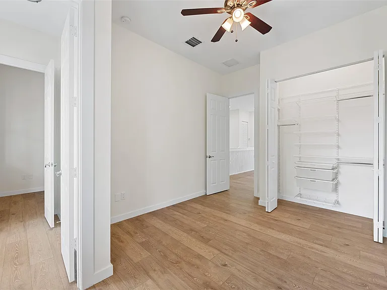 1434 SW 4th Ave #1434 — Photo 15