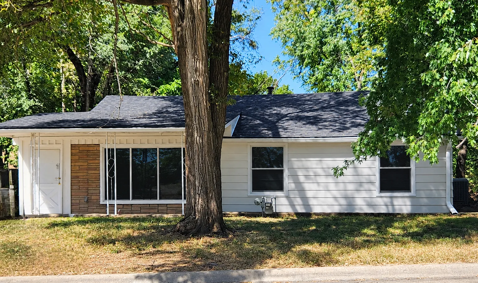 SE 20th St, Topeka — Photo 1