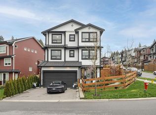 11238 250b St, Maple Ridge, BC V2W 0K6