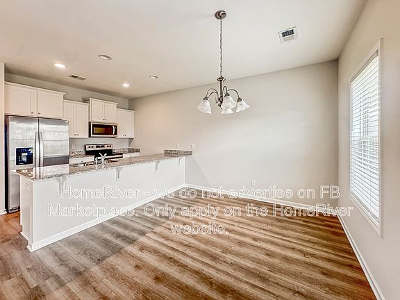4th image of 1766 Snead Dr