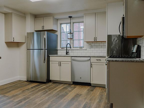 4th image of 1531 Green St #2R
