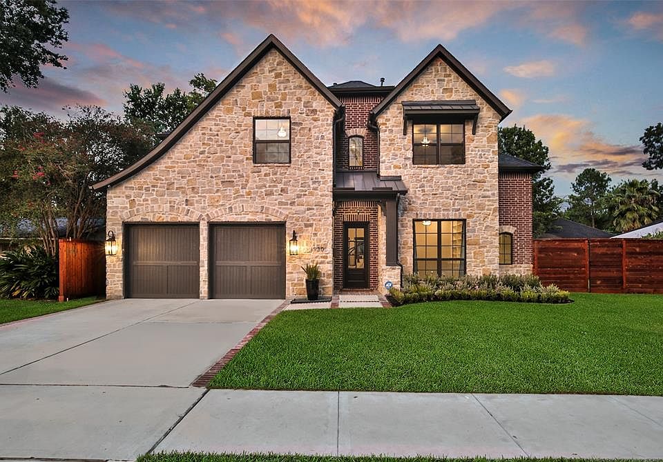 1st image of 1930 Westcrest Dr