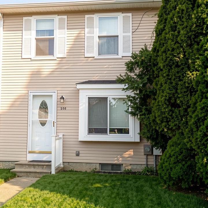 1st image of 133 Farm Rd