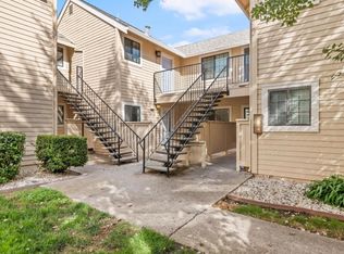 7441 Auburn Oaks Ct APT G, Citrus Heights, CA 95621