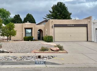5504 Compadre Ct NE, Albuquerque, NM 87111