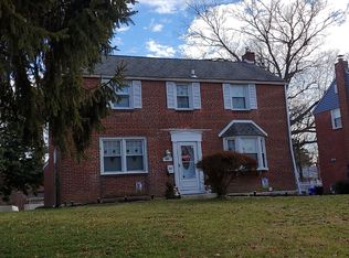 405 E Manoa Rd, Havertown, PA 19083