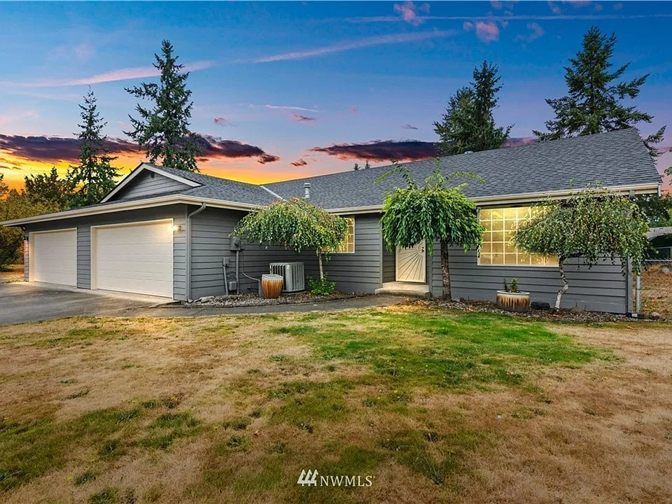24218 & 24220 44th Avenue Ct E