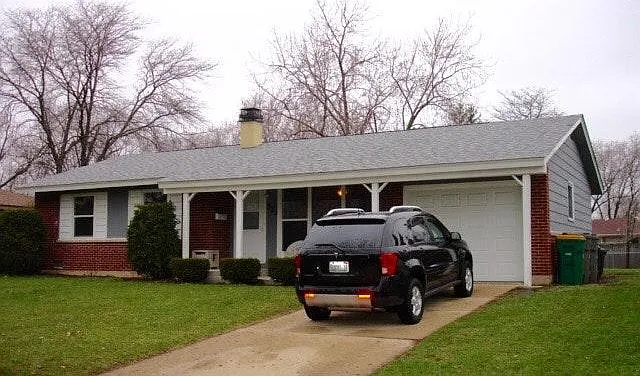 523 Grosvener Ct