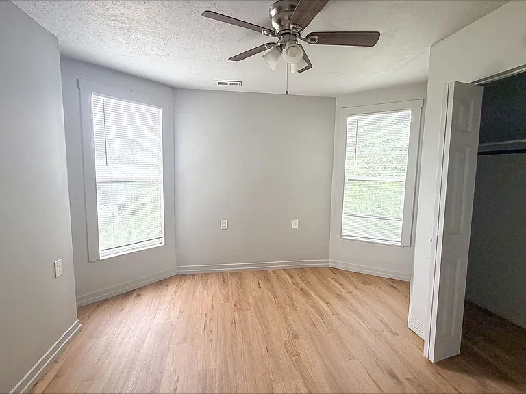 506 23rd Street — Photo 9