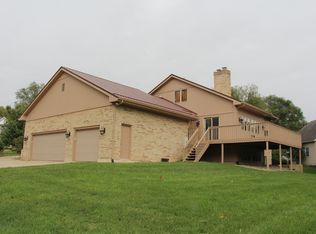 17566 Ironstone Dr, South Bend, IN