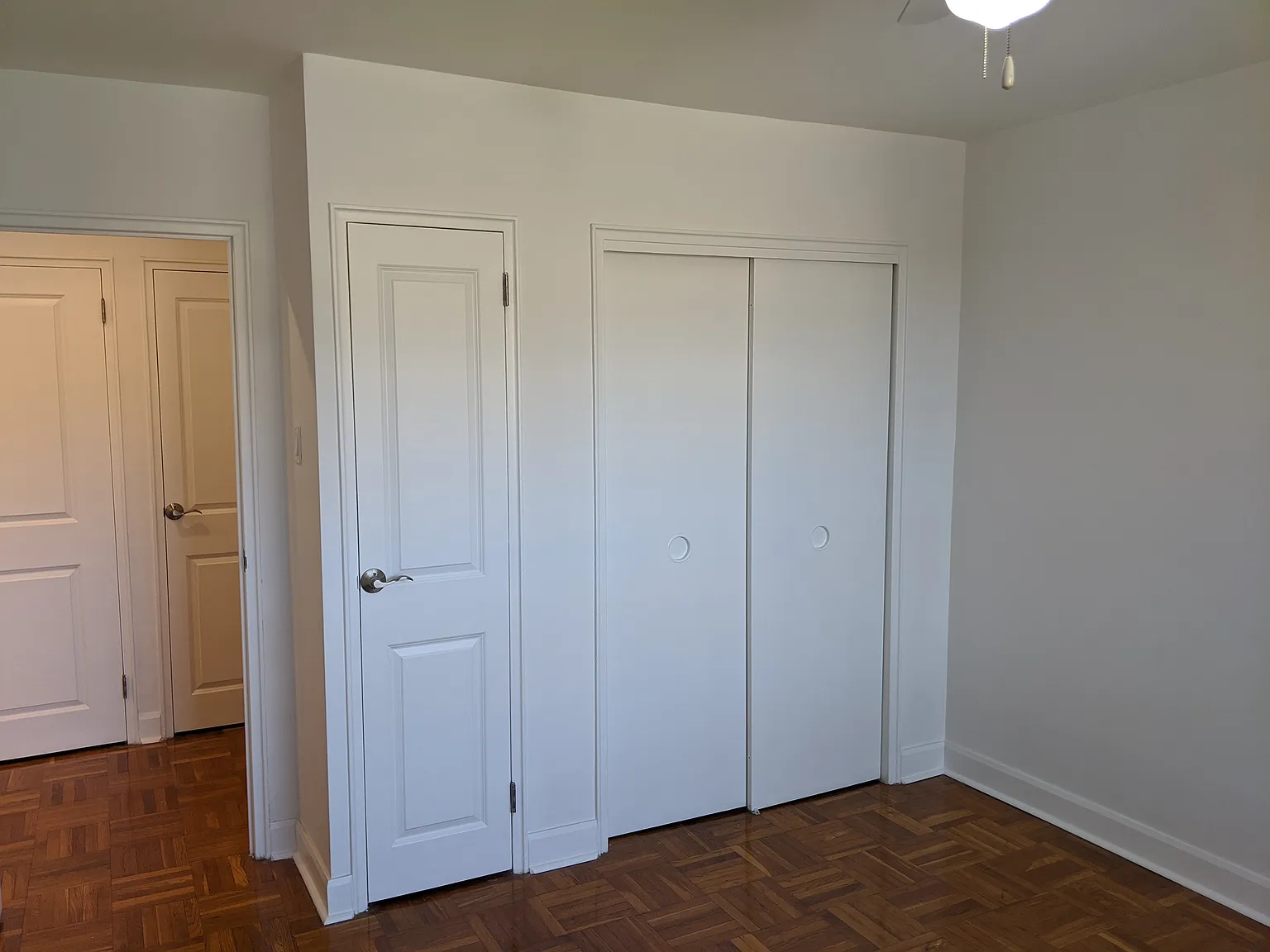 10 Elvaston Drive Toronto — Photo 4