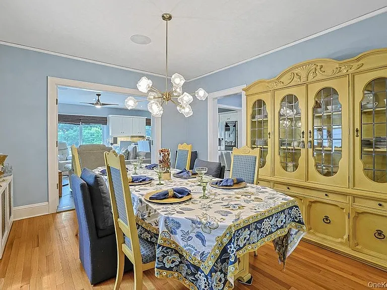 21 Anderson Ave — Photo 11