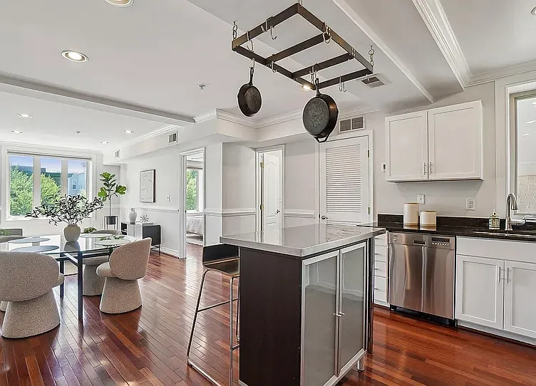 1321 Euclid St NW #301 — Photo 6