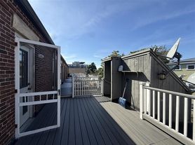 41 Bow St