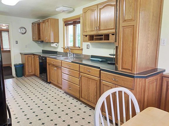 4th image of 4000 W Godman Ave