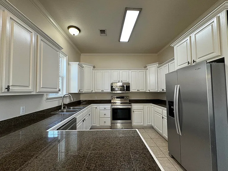 26 Bridgefield Ct — Photo 9