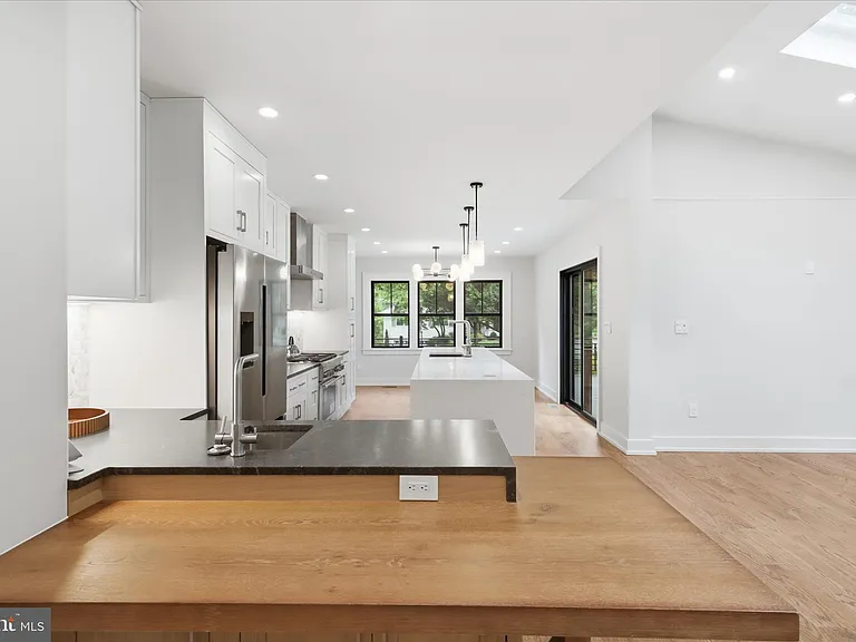 5921 Chesterbrook Rd — Photo 26