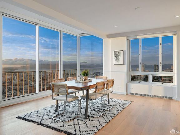 4th image of 1200 California St Unit 23B